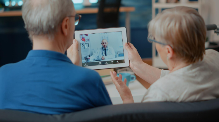 Best Video Call Apps To Stay Connected With Elder Caregivers