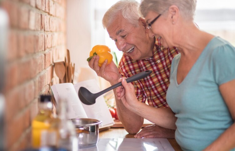 Best Ergonomic Kitchen Tools For Seniors With Dementia